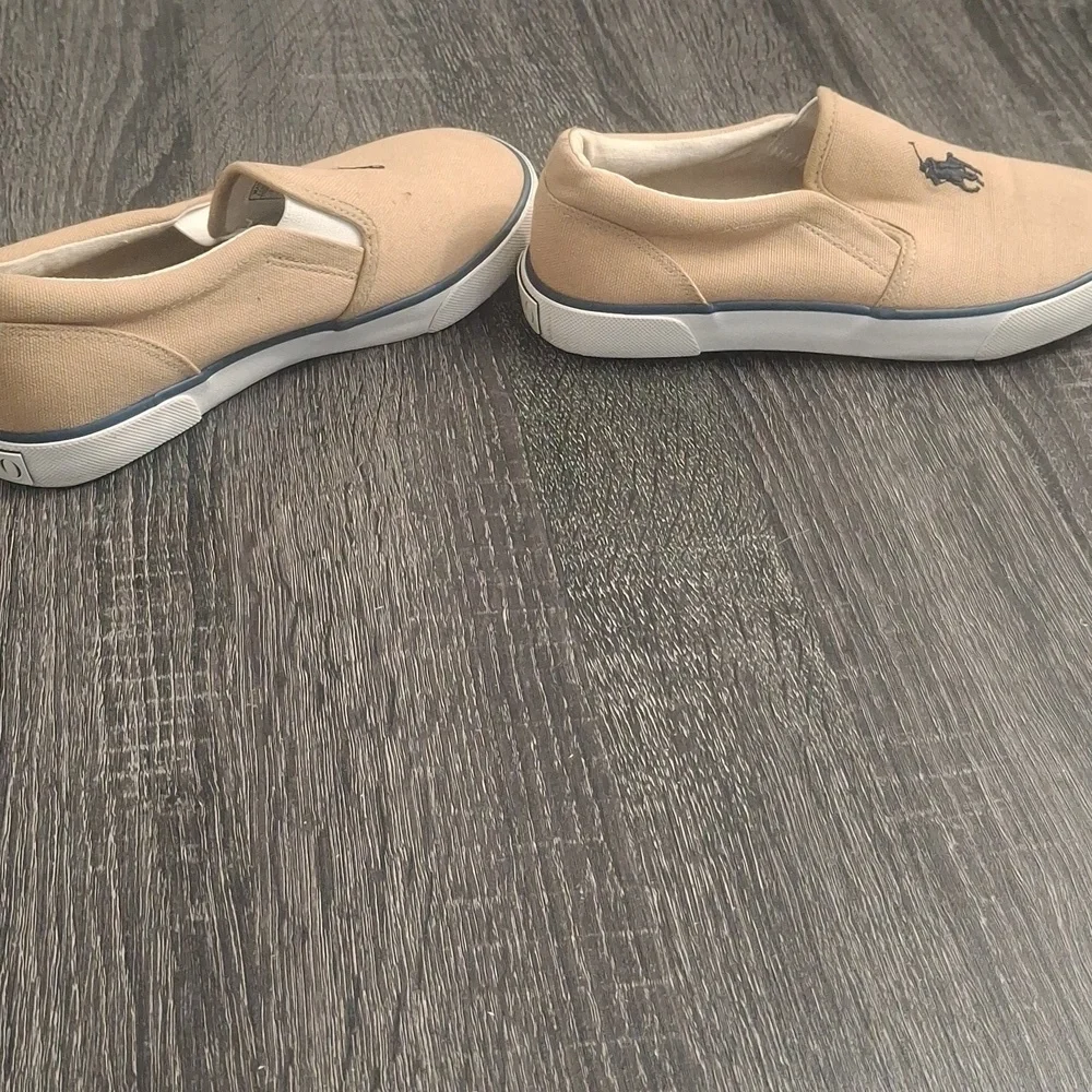 Youth /Ralph Lauren Beige Slip-On Shoes- Child Size 2